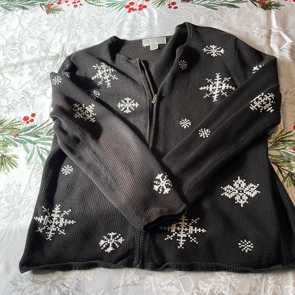 Casual Corner Annex snowflake sweater